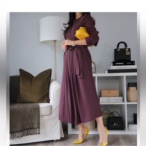 Aritzia Babaton Lore Dress size
Medium
